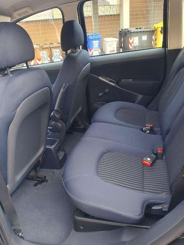 Usata Lancia Musa 90 CV (66 kW) 2011 Nero Monovolume