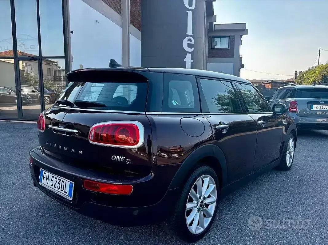 Usata Mini Clubman 116 CV (85 kW) 2017 Rosso Station wagon