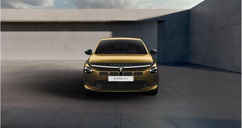 Nuova Lancia Ypsilon S 101 CV (74 kW) 2026 Oro / metallizzato Utilitaria