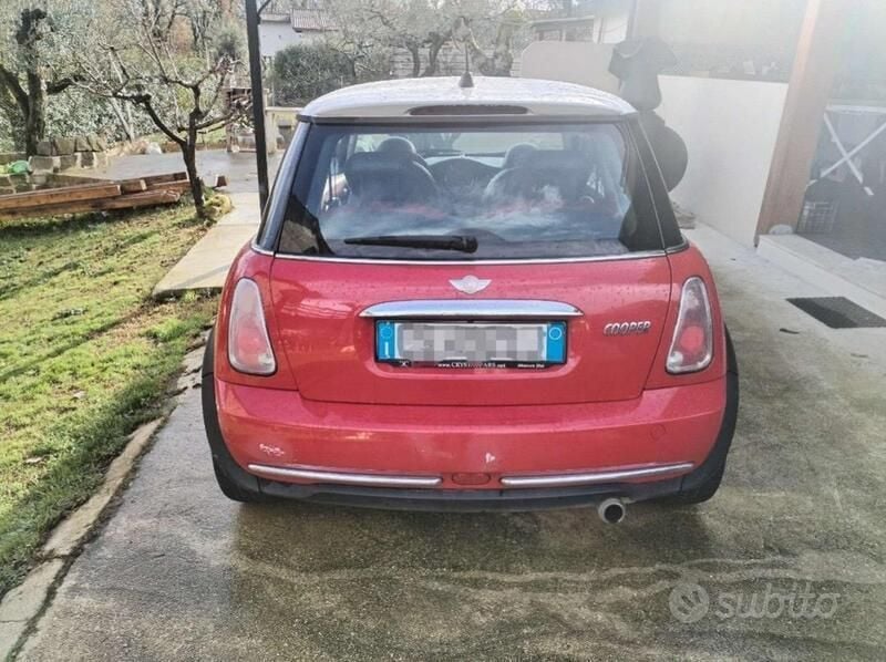 Usata 2005 Mini Cooper Due volumi | 3800 € (Buon prezzo) - Immagine 1/4