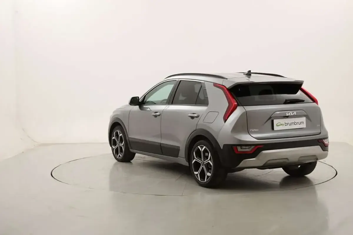 Usata Kia Niro 141 CV (103 kW) 2023 Grigio SUV
