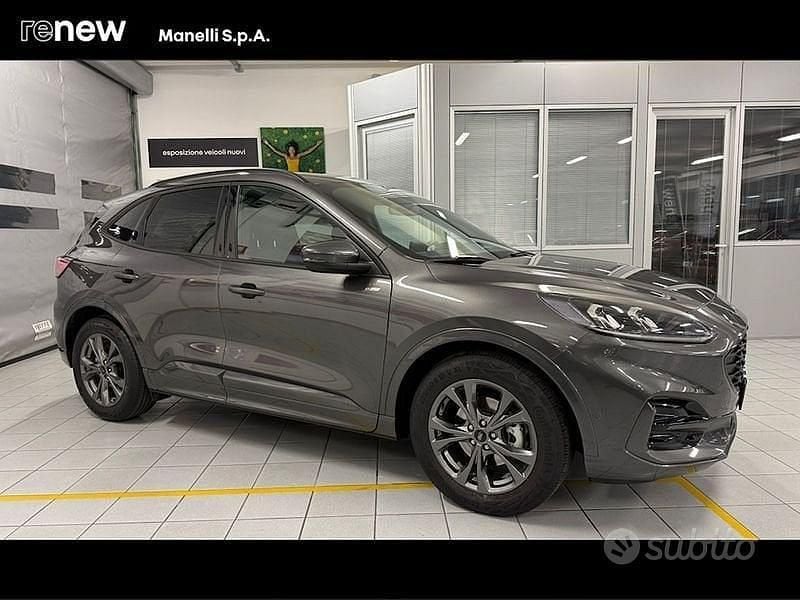 Grigio Usata 2023 Ford Kuga ST-Line SUV | 25.900 € (Buon prezzo) - Immagine 1/4