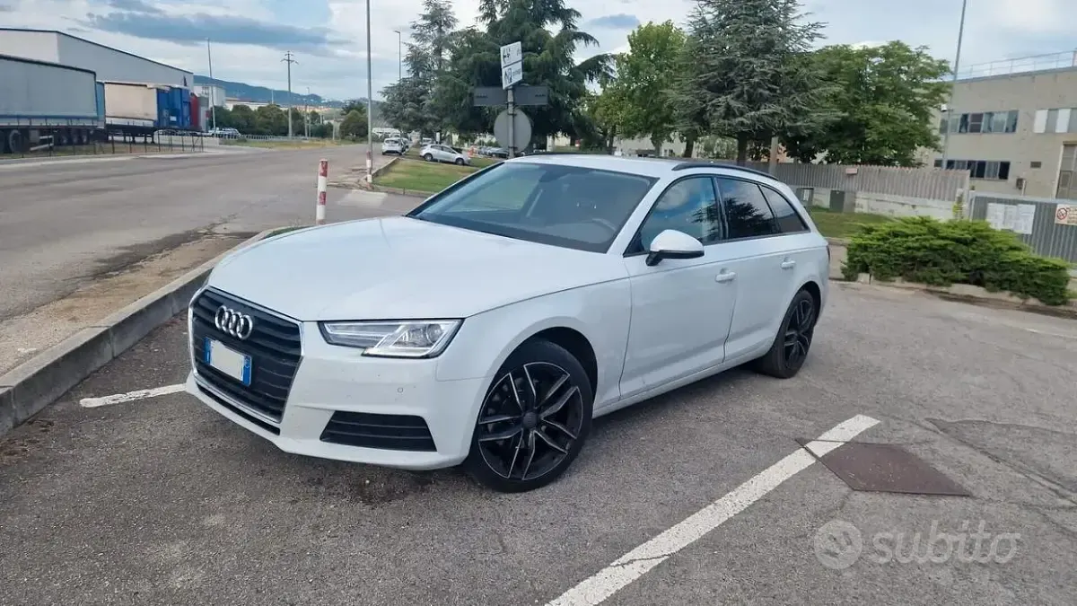 Usata Audi A4 Business 150 CV (110 kW) 2018 Bianco Station wagon