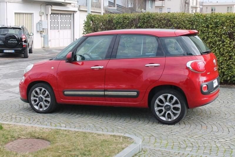 Usata Fiat 500L Lounge 120 CV (88 kW) 2014 Rosso Monovolume
