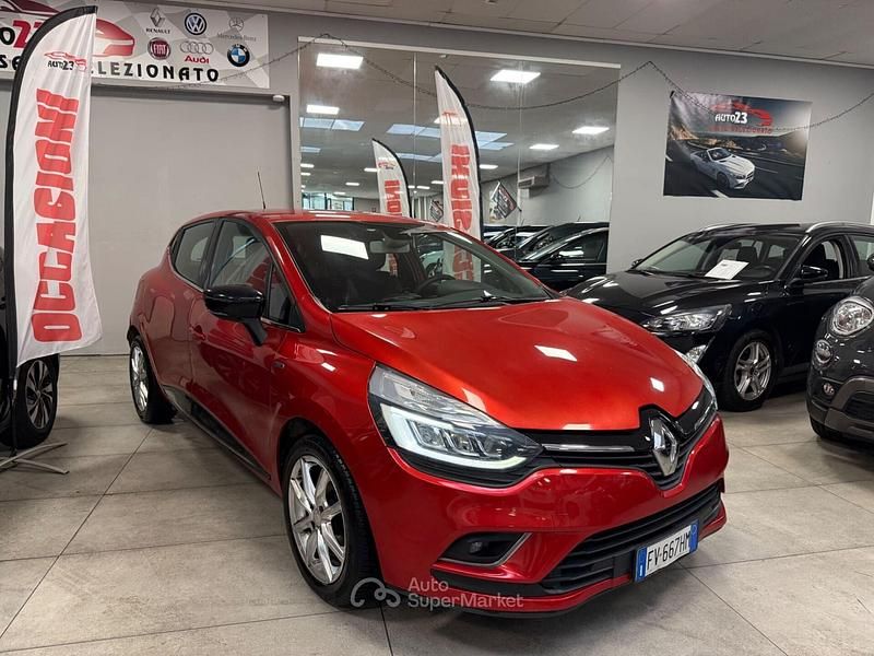 Usata Renault Clio IV 75 CV (55 kW) 2019 Rosso Berlina