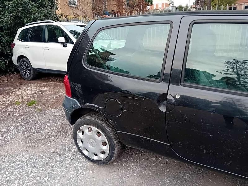 Usado Renault Twingo 58 HP (42 kW) 2007 Preto Citadino