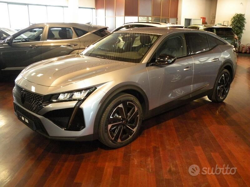 Grigio Usata 2024 Peugeot 408 Allure Tre volumi | 33.900 € (Cara) - Immagine 1/4