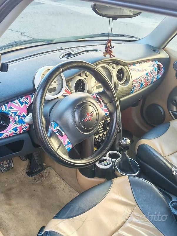 Occasion Mini Cooper 116 ch (85 kW) 2006 Noir Citadine