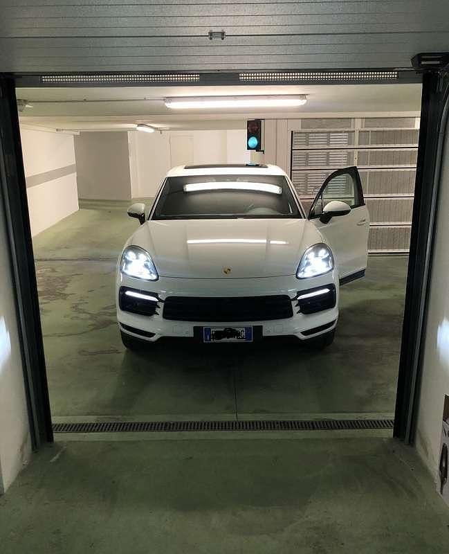 Usata Porsche Cayenne 441 CV (324 kW) 2018 Bianco SUV