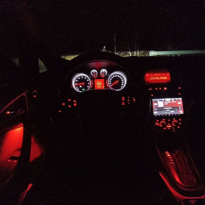 Usata 2012 Opel Astra GTC Cosmo Tre volumi | 7300 € (Buon prezzo) - Immagine 1/2