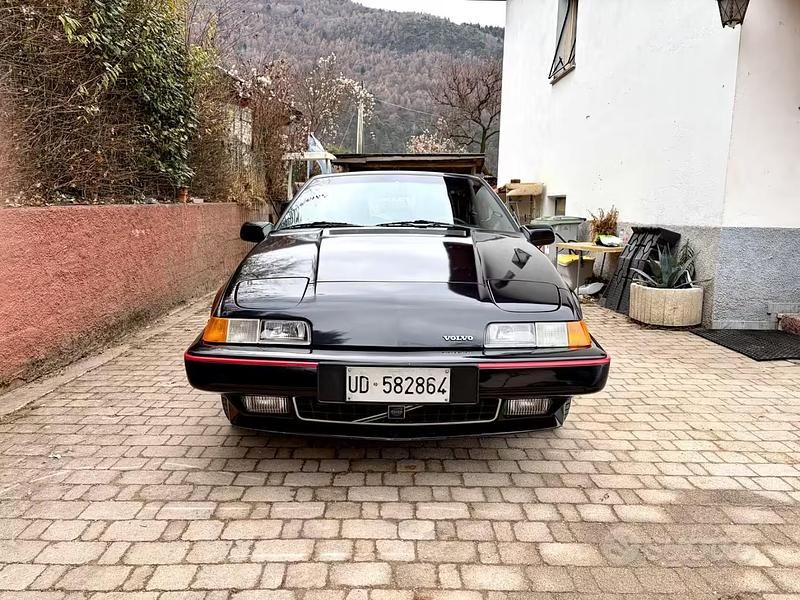 Usata Volvo 480 120 CV (88 kW) 1988 Nero Coupé