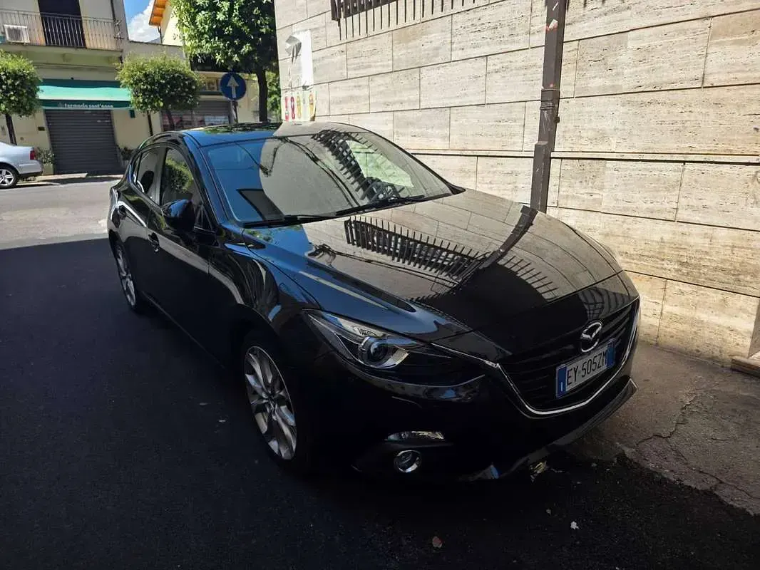 Usata Mazda 3 Exceed 150 CV (110 kW) 2015 Nero Berlina