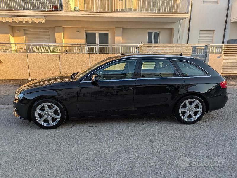Usata Audi A4 Advanced Plus 143 CV (105 kW) 2010 Nero Station wagon