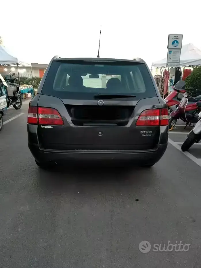 Usata Fiat Stilo 120 CV (88 kW) 2006 Grigio Station wagon