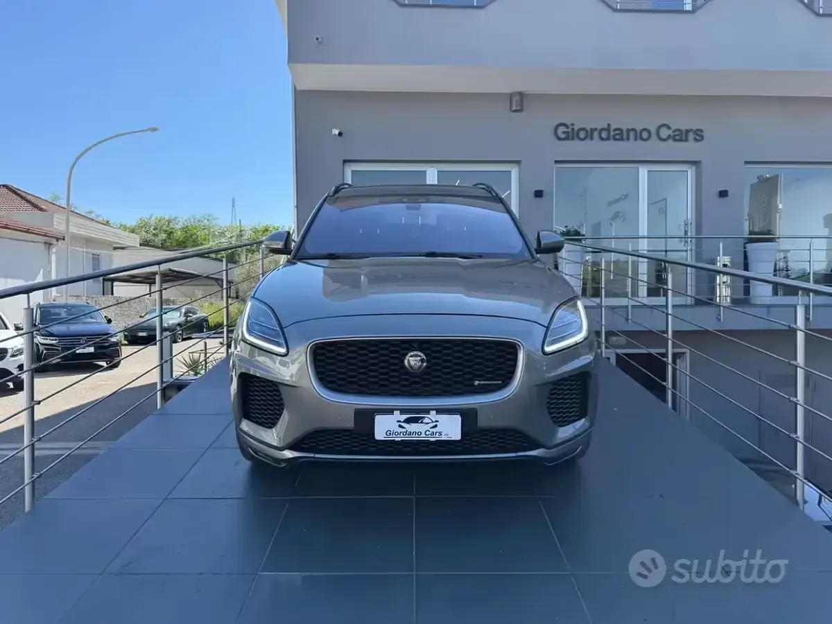 Usata Jaguar E-Pace R-Dynamic 179 CV (131 kW) 2018 Marrone SUV