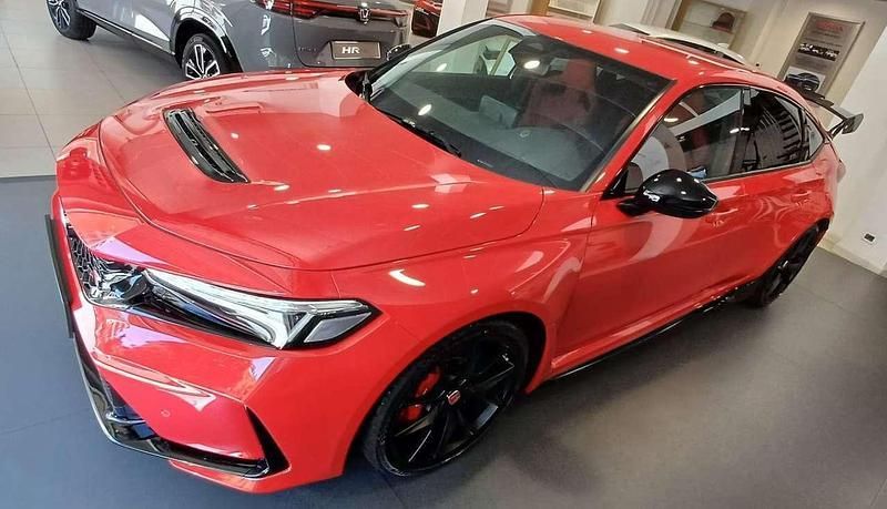 Rosso Nuova 2025 Honda Civic Type R Tre volumi | 57.900 € (Buon prezzo) - Immagine 1/4