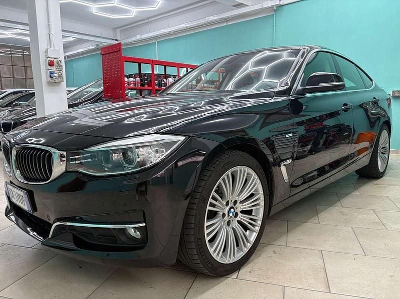 Usata BMW 320 Gran Turismo Luxury Line 184 CV (135 kW) 2014 Nero Berlina