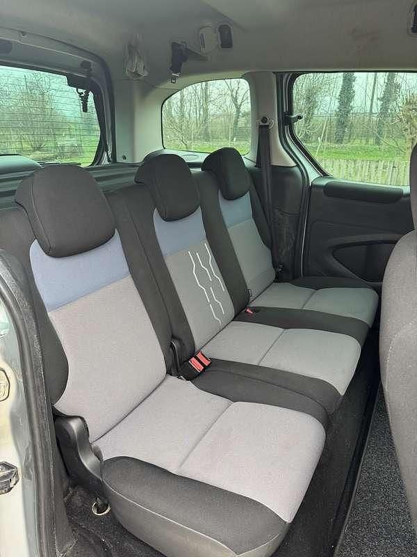 Usata Peugeot TePee Active 120 CV (88 kW) 2016 Station wagon