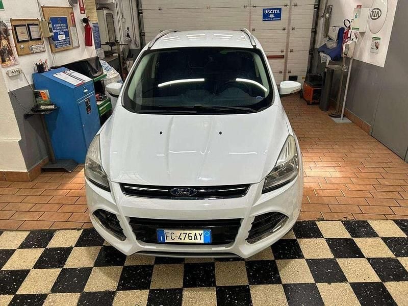 Usata Ford Kuga Titanium 150 CV (110 kW) 2016 Bianco SUV