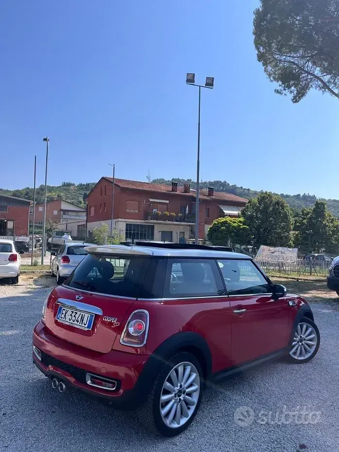 Usata Mini Cooper SD Coupé 143 CV (105 kW) 2011 Rosso Coupé
