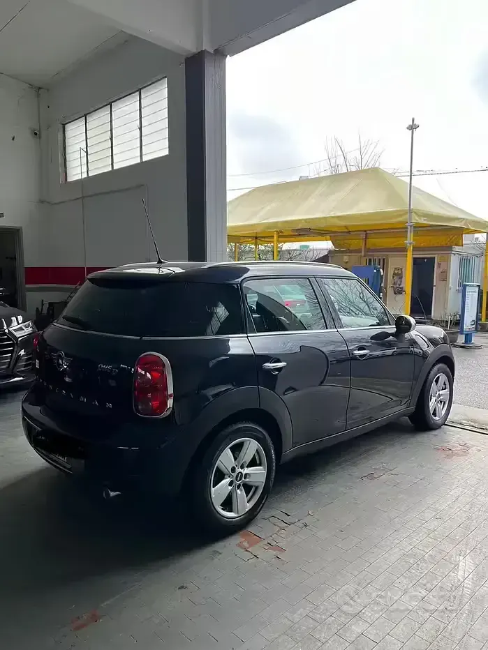 Usata Mini Countryman 122 CV (89 kW) 2015 Blu SUV