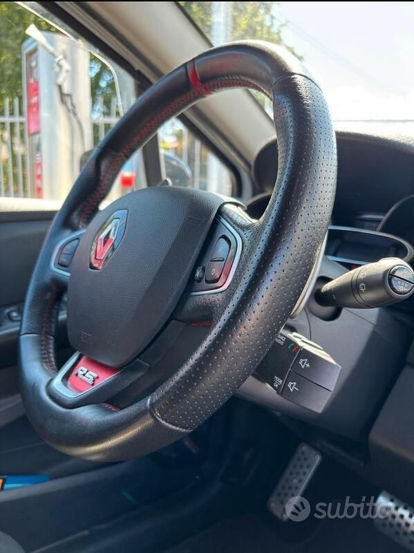 Usata Renault Clio IV R.S. 200 CV (147 kW) 2018 Bianco Berlina