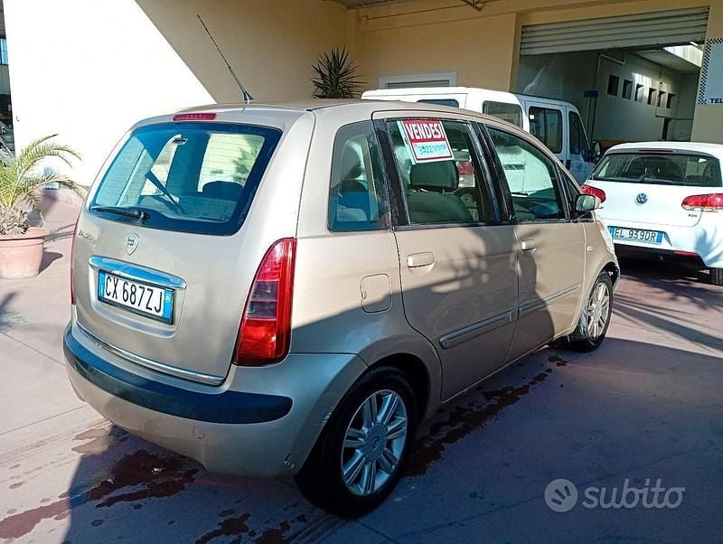 Usata Lancia Musa 95 CV (69 kW) 2005 Monovolume