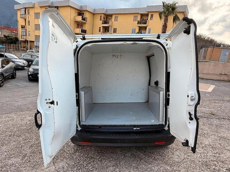 Usata Fiat Doblò Dynamic 90 CV (66 kW) 2013 Bianco Monovolume