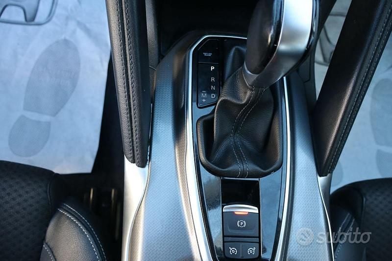 Usata Renault Koleos Business 150 CV (110 kW) 2021 Argento(met.) SUV