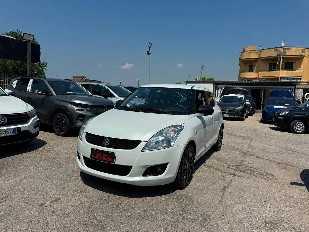 Usata Suzuki Swift 75 CV (55 kW) 2012 Bianco Utilitaria