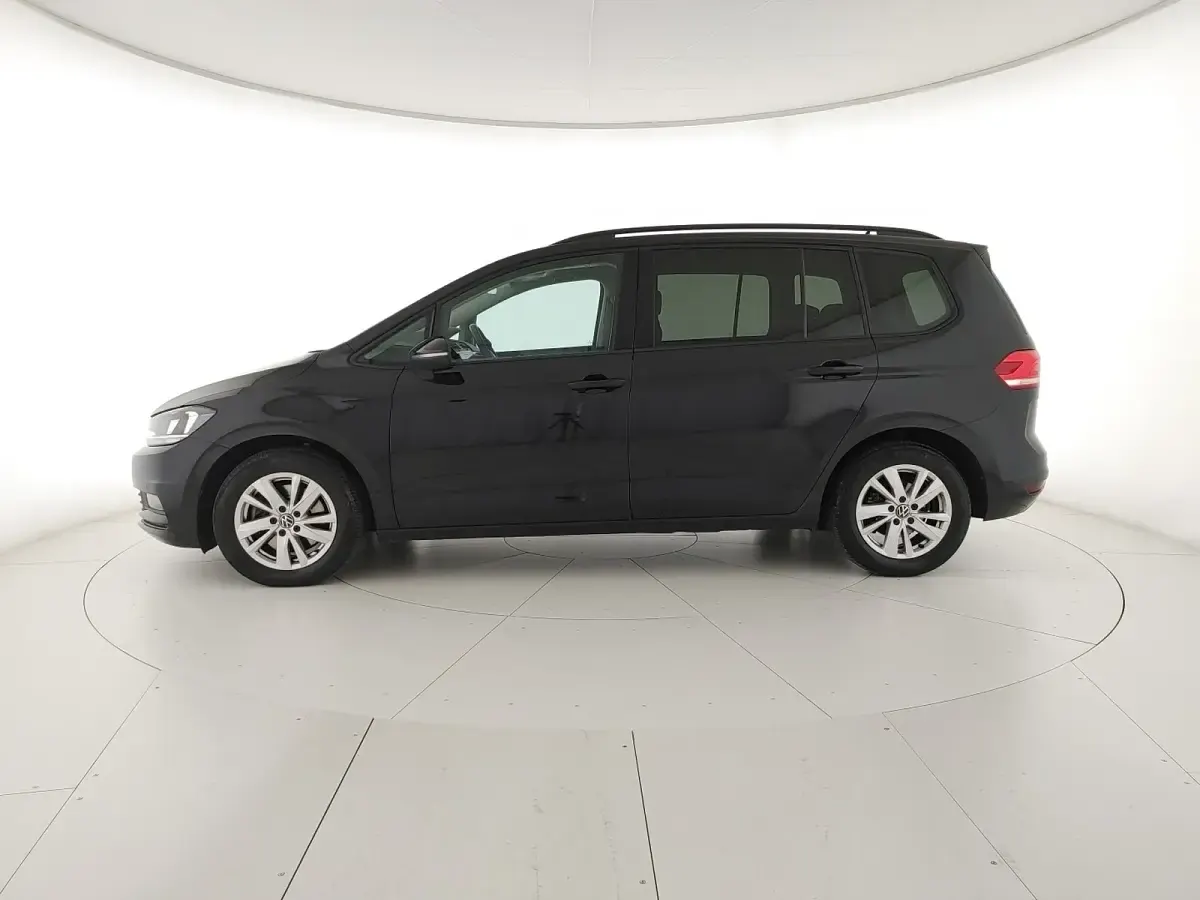 Usata VW Touran Business 150 CV (110 kW) 2021 Deep black perlato Monovolume