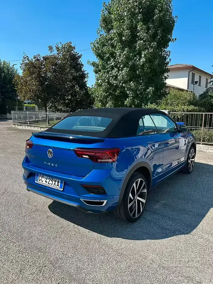 Usata VW T-Roc Cabriolet 150 CV (110 kW) 2020 Bluazzurro Cabrio
