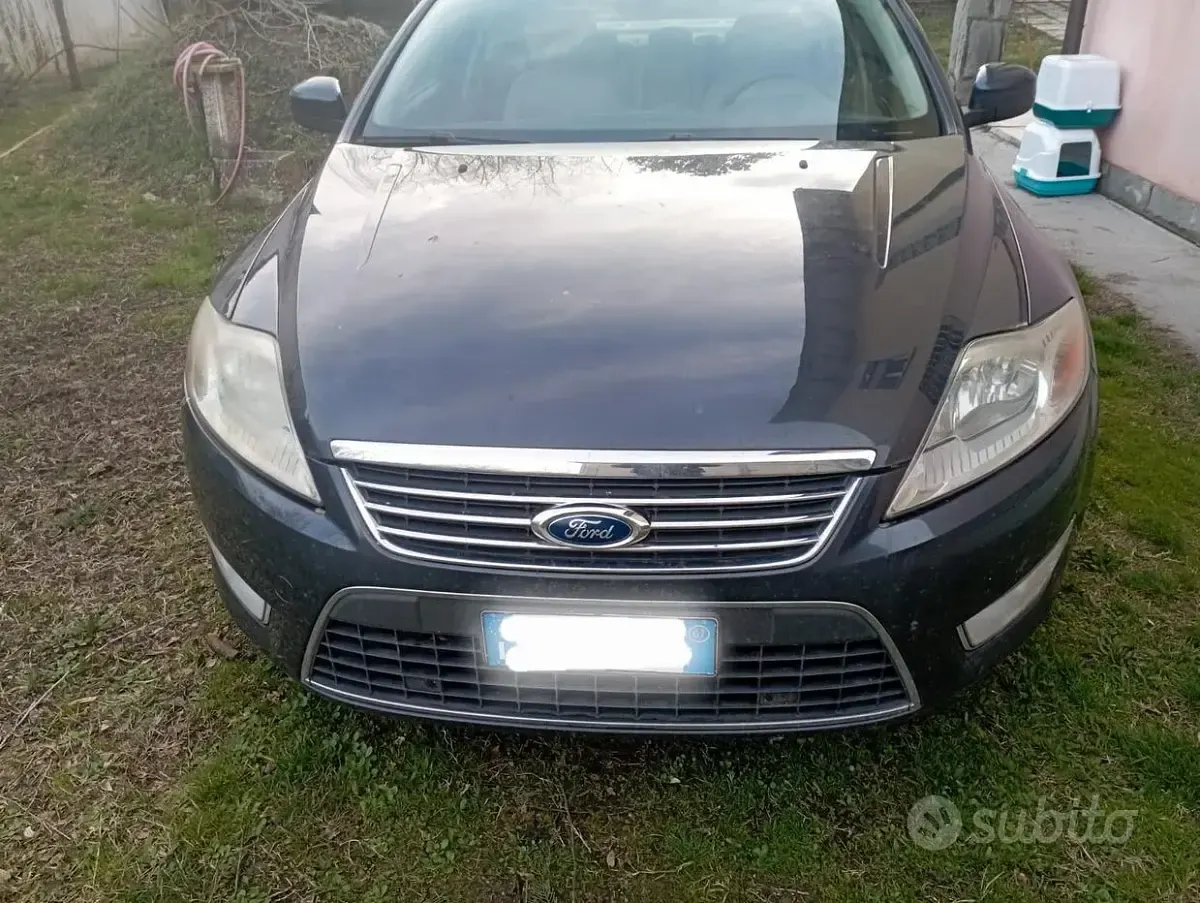 Usata Ford Mondeo 136 CV (100 kW) 2007 Grigio Berlina