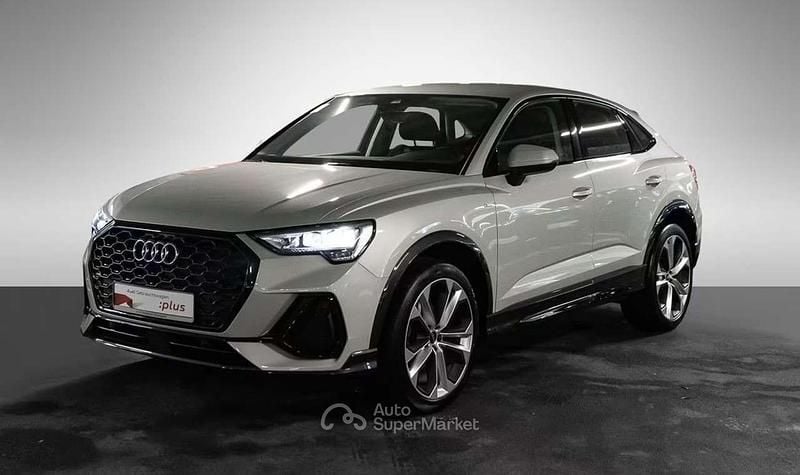 Usata Audi Q3 Sportback S-Line 150 CV (110 kW) 2023 Grigio SUV