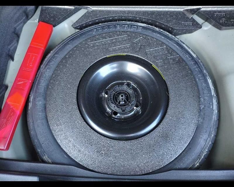 Usata DS Automobiles DS3 Crossback So Chic 100 CV (73 kW) 2019 Grigio SUV