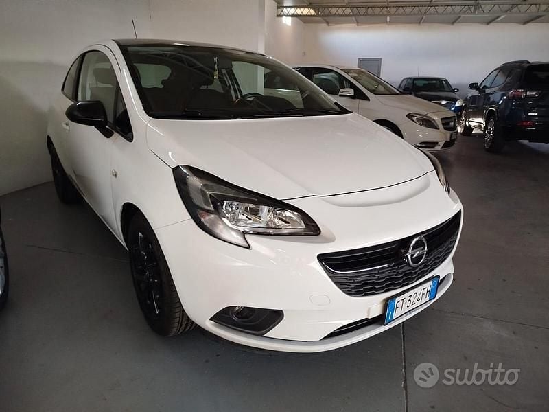 Usata Opel Corsa 69 CV (50 kW) 2019 Bianco Coupé
