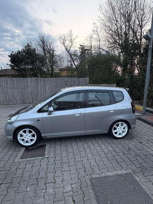 Usata Honda Jazz LS 77 CV (56 kW) 2002 Utilitaria