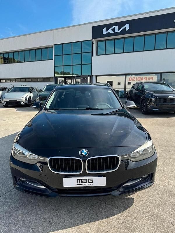 Usata BMW 318 Sport Line 150 CV (110 kW) 2016 Nero Berlina