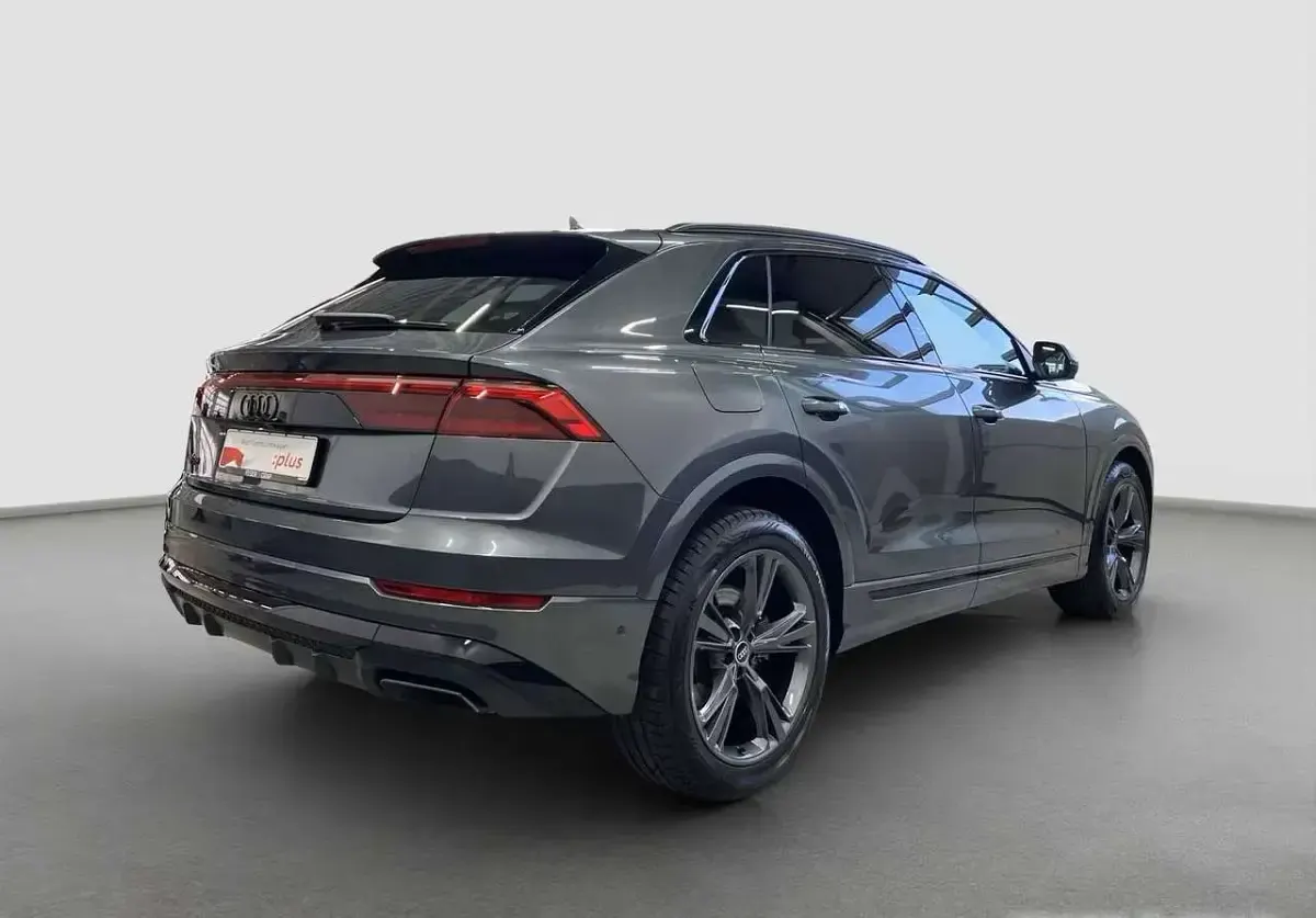 Usata Audi Q8 S-Line 286 CV (210 kW) 2025 Grigio daytona effetto perla SUV