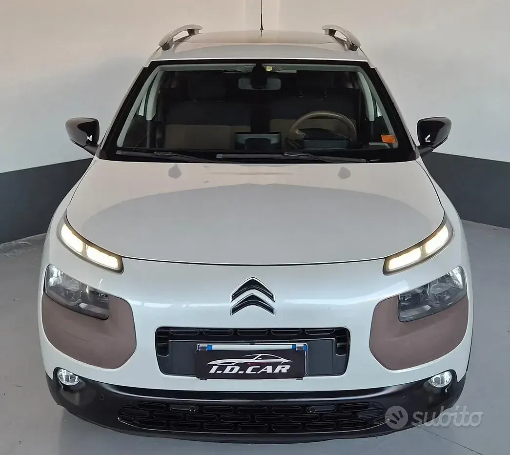 Usata Citroën C4 Shine Edition 82 CV (60 kW) 2014 Bianco Berlina