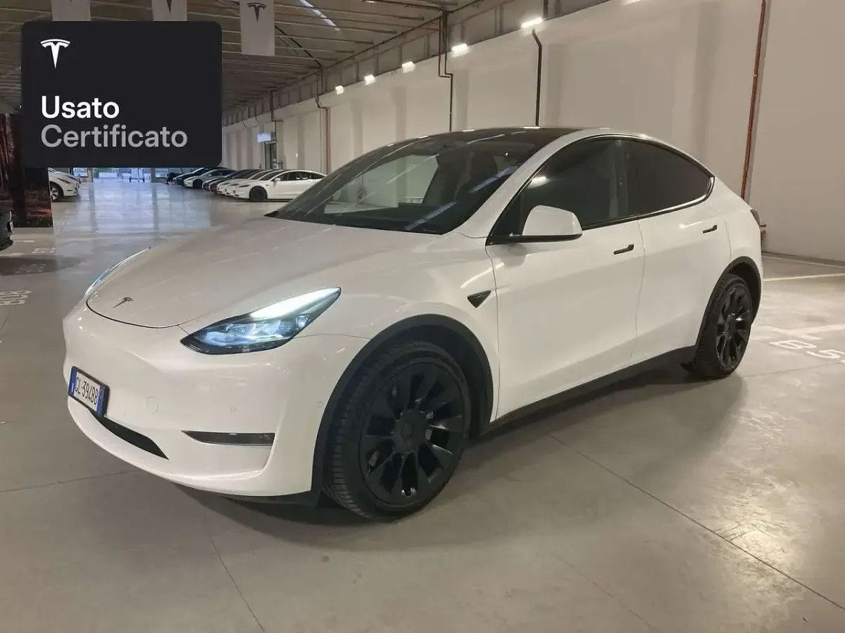 Usata Tesla Model Y Long Range AWD 258 kW (351 CV) 2022 Pearl white multicoat SUV