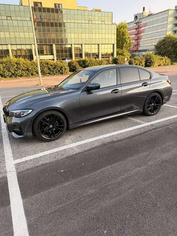 Usata BMW 320 M Sport 184 CV (135 kW) 2022 Grigio Berlina