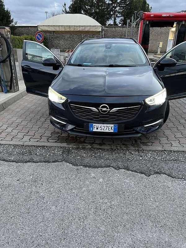 Usata Opel Insignia Innovation 136 CV (100 kW) 2019 Station wagon