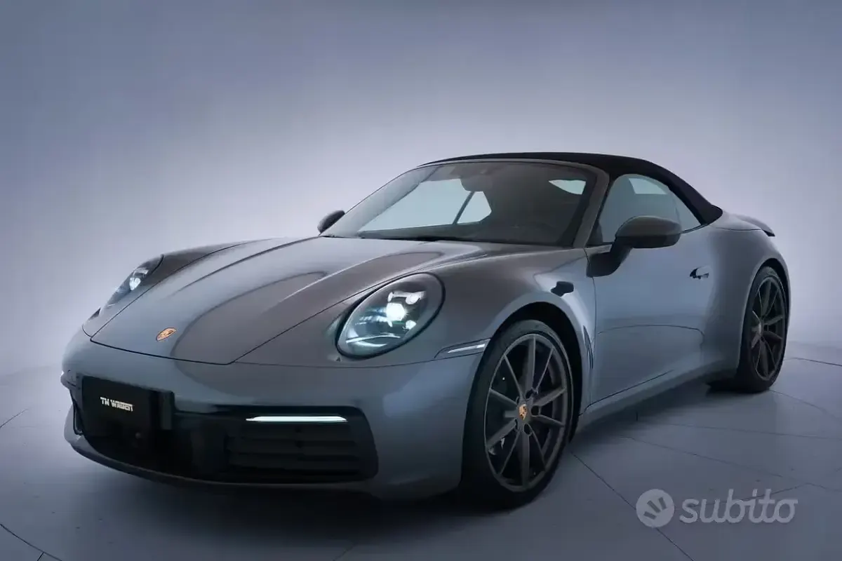 Usata Porsche 911 Carrera Cabriolet 385 CV (283 kW) 2020 Grigio Cabrio