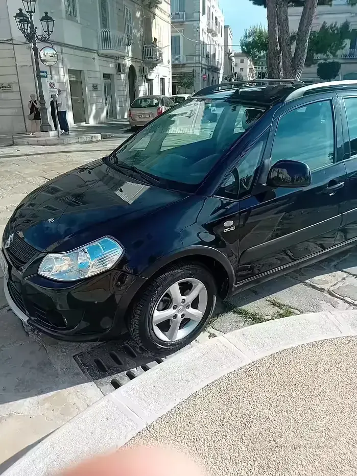 Usata Suzuki SX4 90 CV (66 kW) 2008 Nero Utilitaria