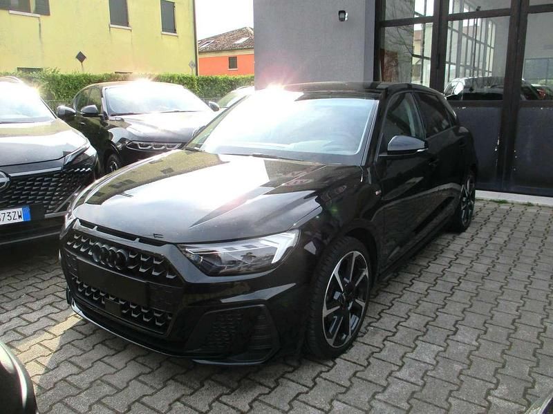 Usata Audi A1 116 CV (85 kW) 2025 Nero mythos SUV