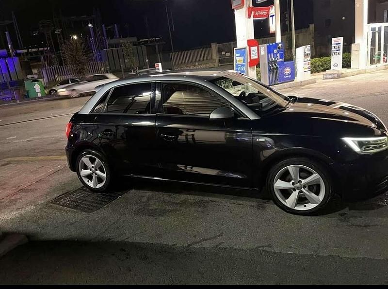 Usata Audi A1 Sportback Sport 90 CV (66 kW) 2015 Utilitaria