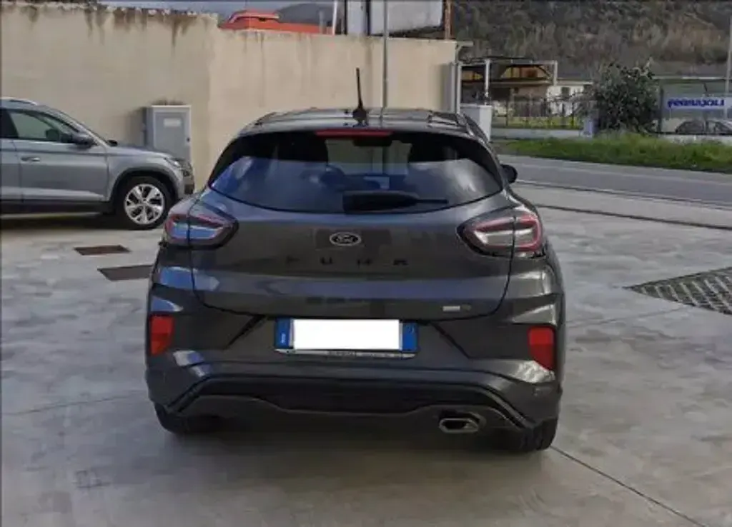 Usata Ford Puma ST-Line 125 CV (91 kW) 2022 Magnetic grey (metallizzato) SUV