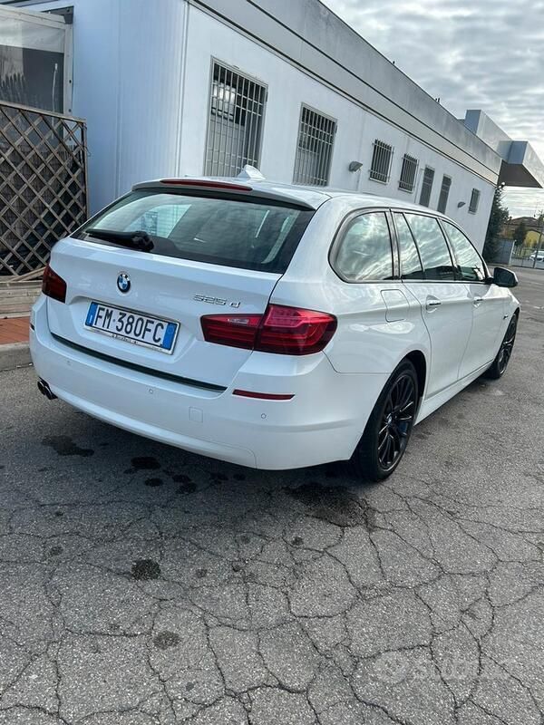 Usata BMW 525 218 CV (160 kW) 2014 Bianco Station wagon