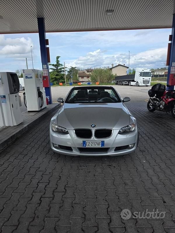 Usata BMW 320 Cabriolet 170 CV (125 kW) 2007 Grigio Cabrio